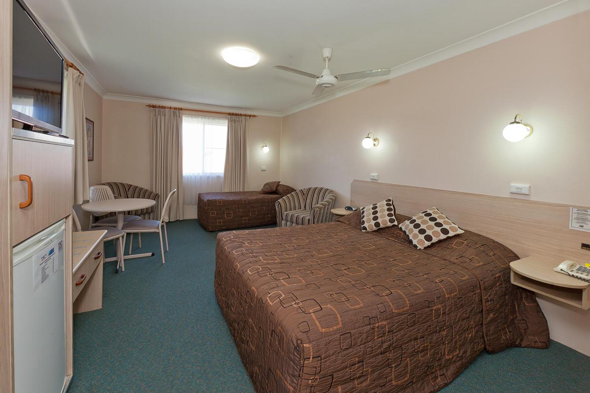 טאמוורת' Abraham Lincoln Motel מראה חיצוני תמונה