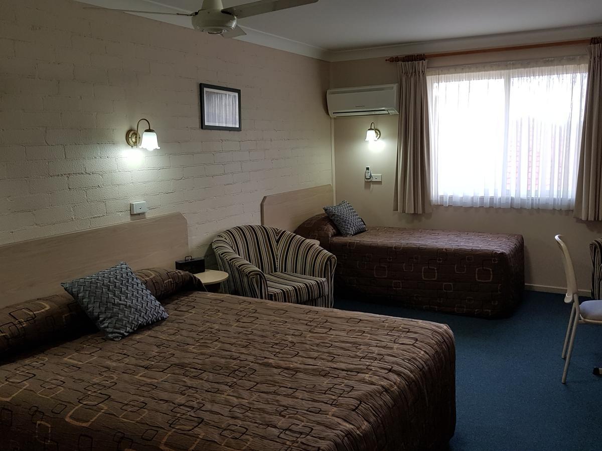 טאמוורת' Abraham Lincoln Motel מראה חיצוני תמונה