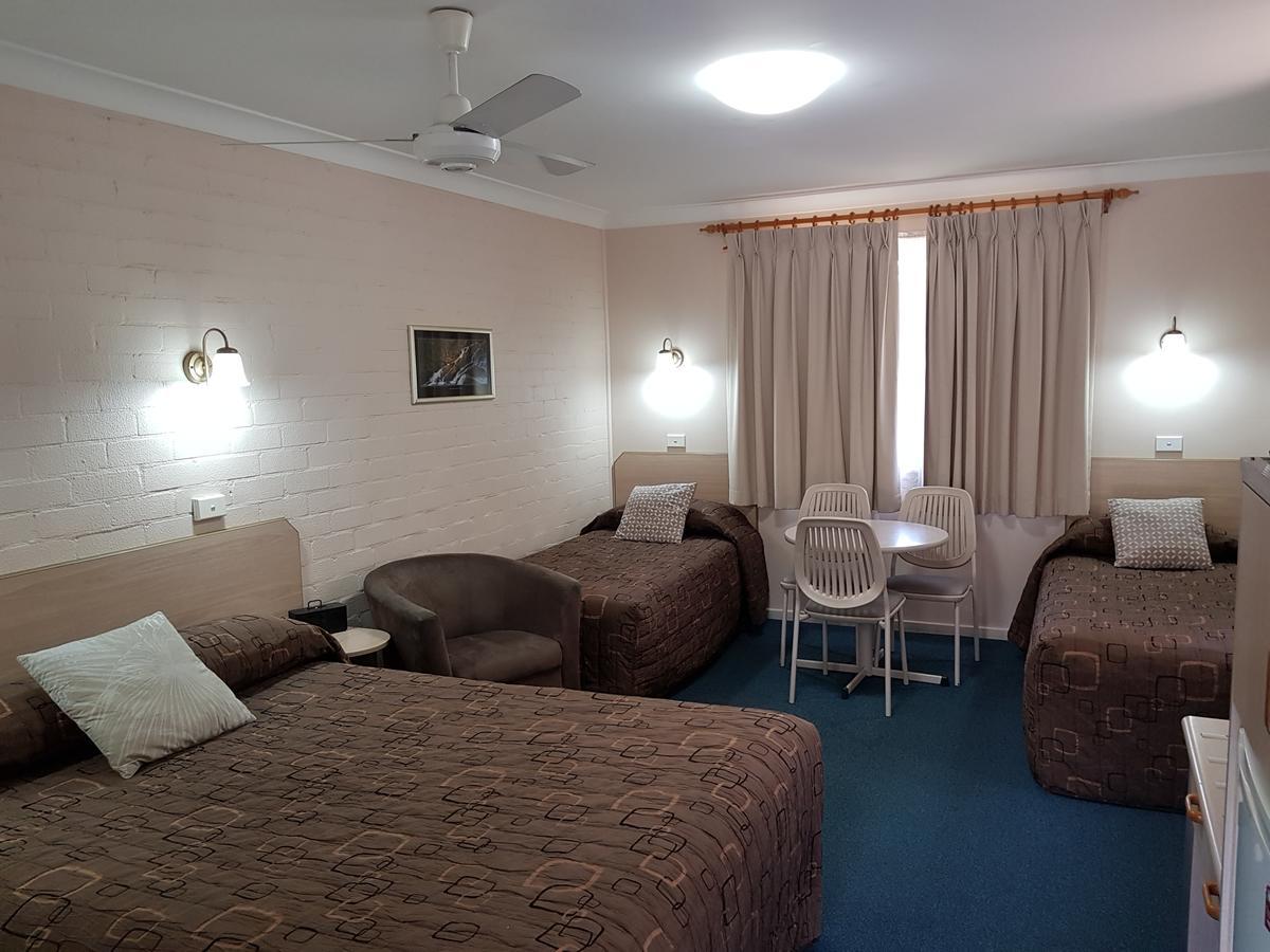 טאמוורת' Abraham Lincoln Motel מראה חיצוני תמונה