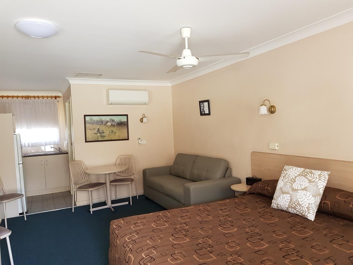 טאמוורת' Abraham Lincoln Motel מראה חיצוני תמונה