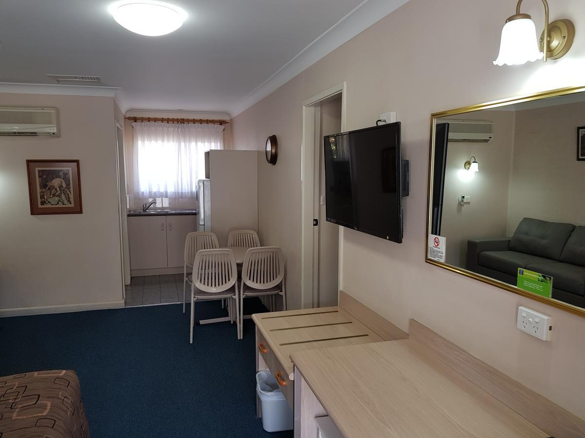 טאמוורת' Abraham Lincoln Motel מראה חיצוני תמונה