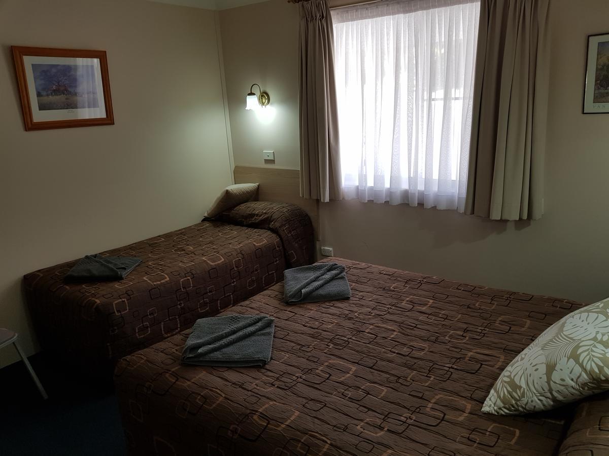 טאמוורת' Abraham Lincoln Motel מראה חיצוני תמונה