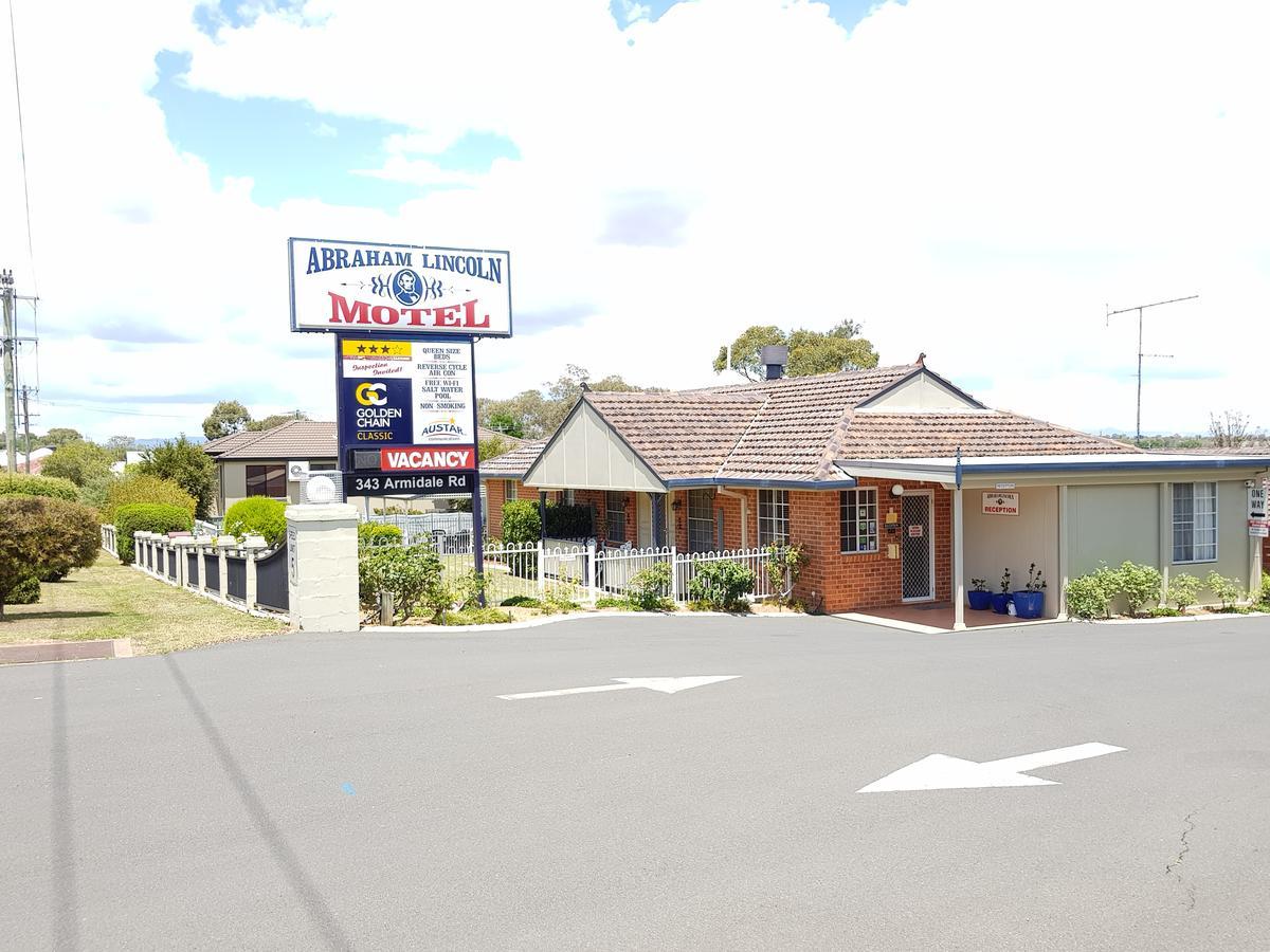 טאמוורת' Abraham Lincoln Motel מראה חיצוני תמונה