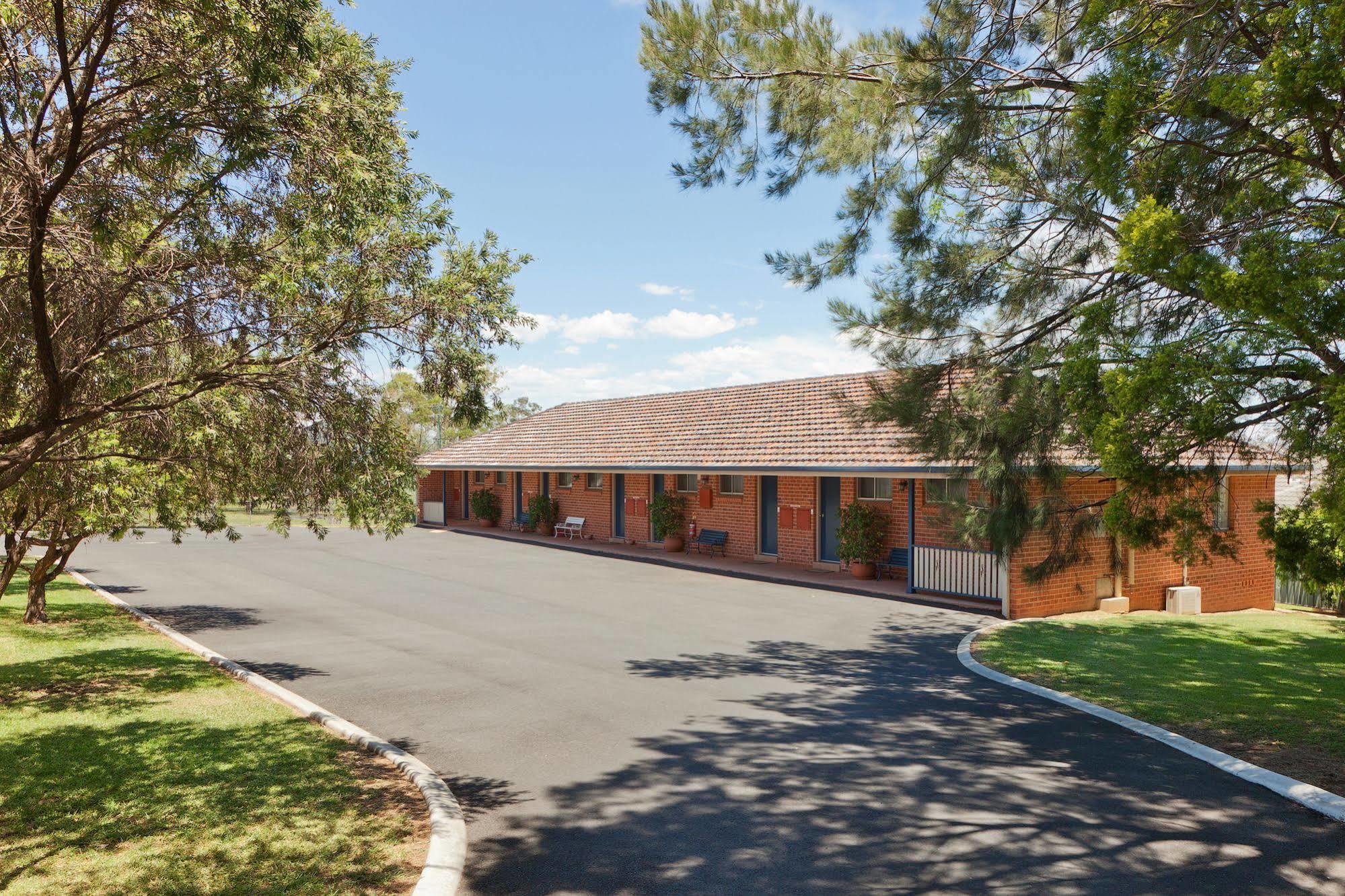טאמוורת' Abraham Lincoln Motel מראה חיצוני תמונה