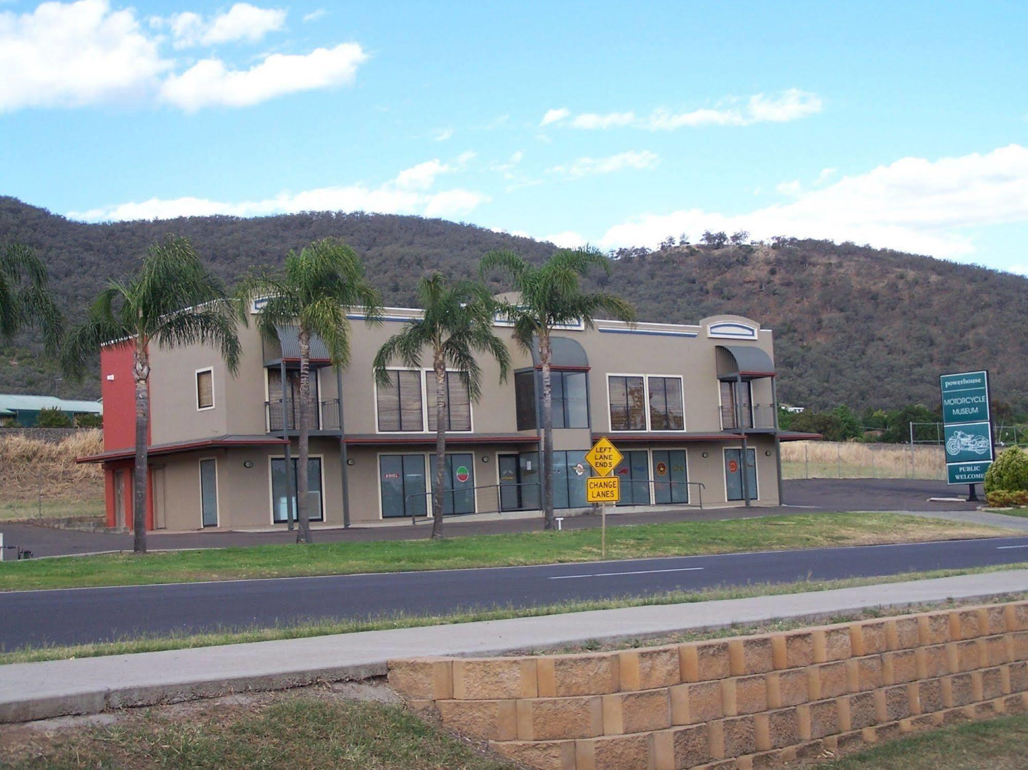 טאמוורת' Abraham Lincoln Motel מראה חיצוני תמונה
